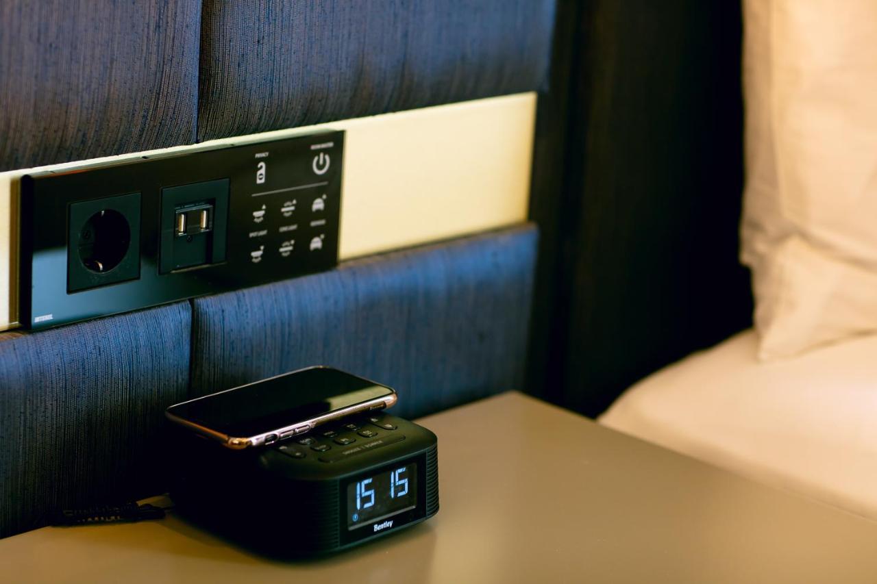 Hotel Intercontinental Baku By Ihg Extérieur photo